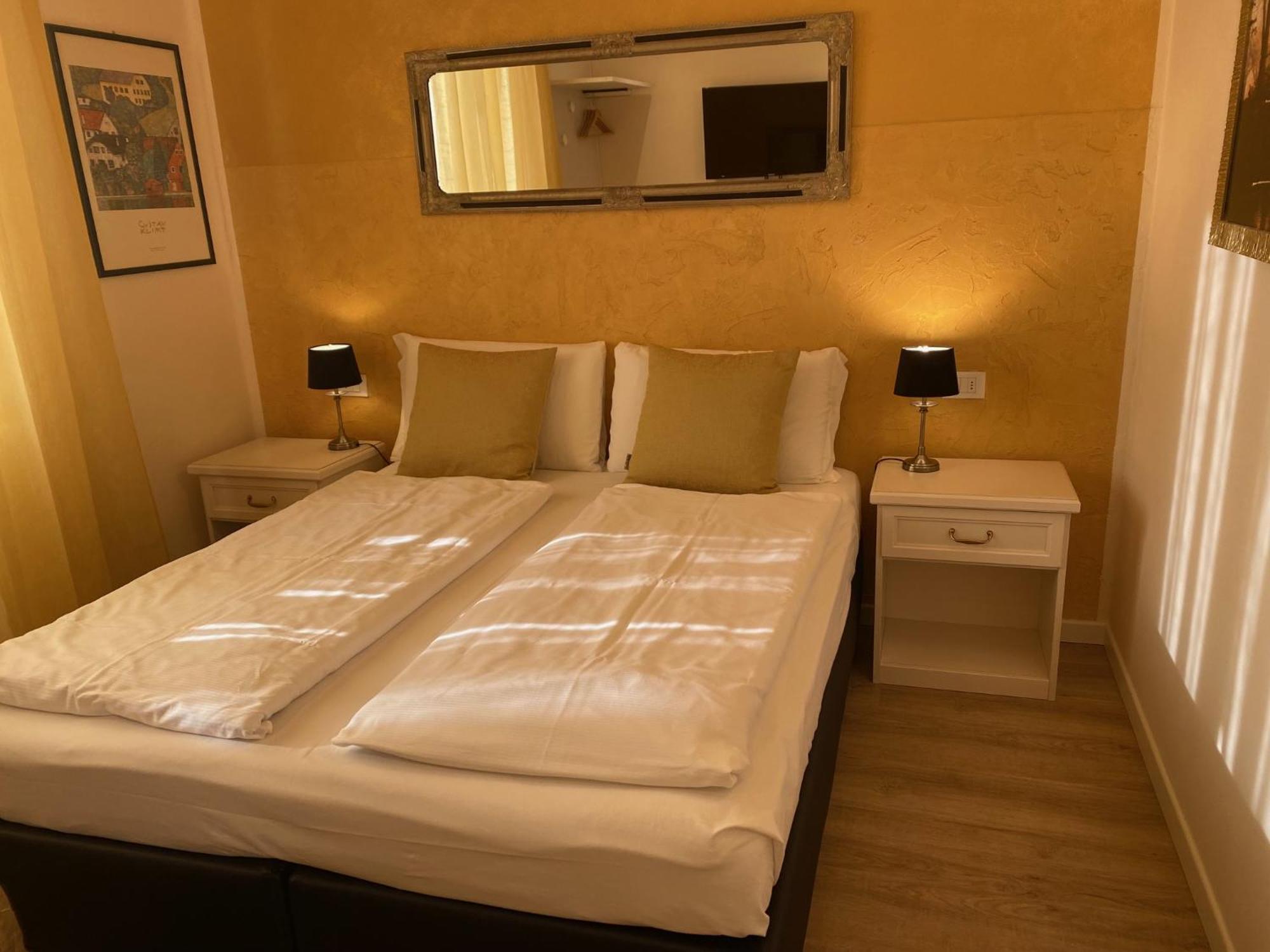 Betty's House Bed & Breakfast Lazise
