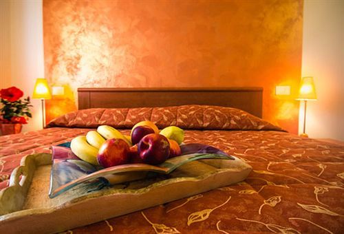 Betty's House Bed & Breakfast Lazise