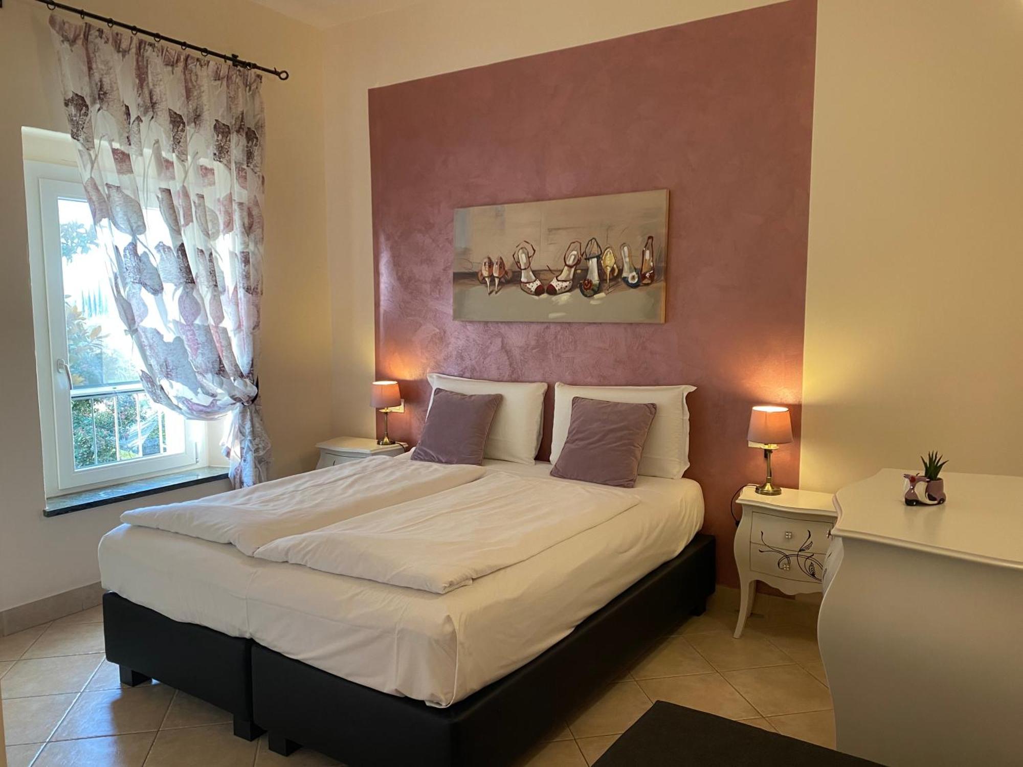 Betty's House Bed & Breakfast Lazise